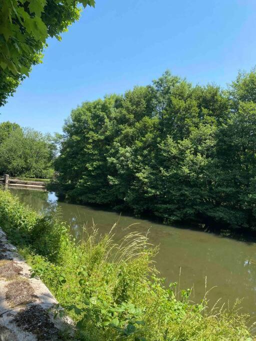 Apartament Les Rives De L'Indre. Parking Gratuit. Lit 160Cm Châteauroux Zewnętrze zdjęcie